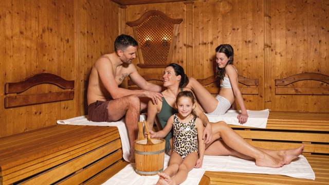 Sweating, saunas, soul relaxing: Kindl’s sauna world - Alpenhotel Kindl
