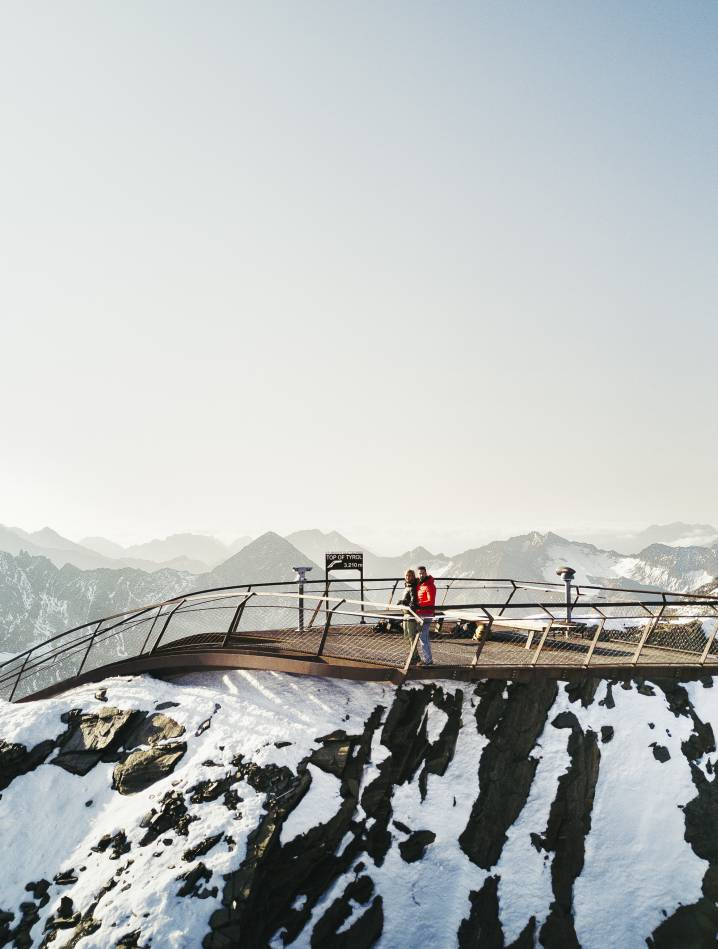 Top of Tyrol – Aussichtsplattform am Stubaier Gletscher - Alpenhotel Kindl